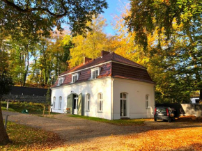 Coach House